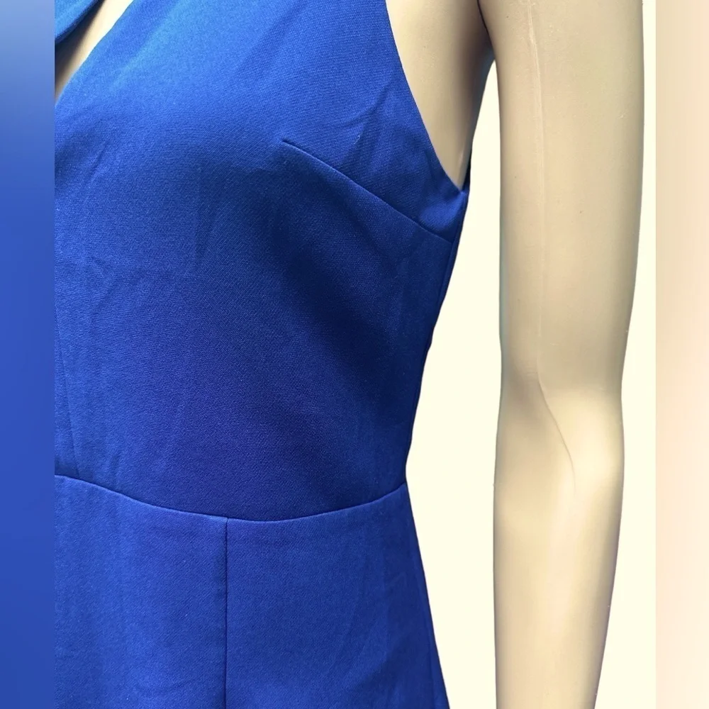 Express - EC - Picture 2 of 5